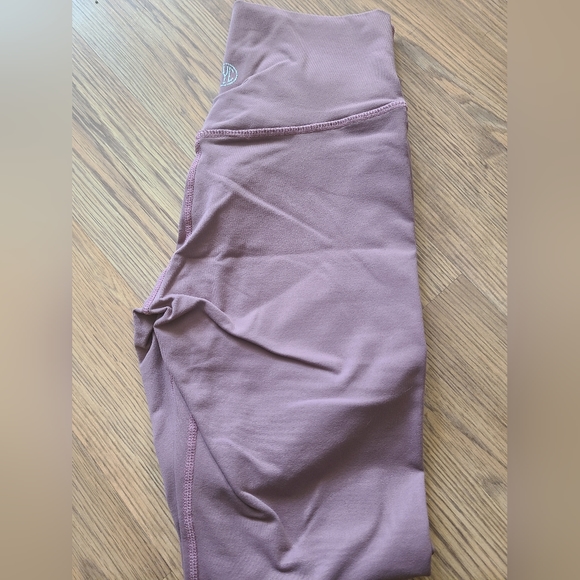 Mauve TYC leggings - Picture 1 of 2